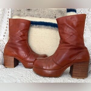1970’s Cognac Brown Platform Leather Boots / Disco Boots